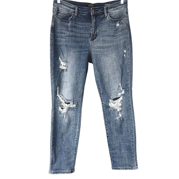 Judy Blue High Waist Destroy Cuffed Boyfriend Fit Denim Jeans Size 11/30 - Picture 3 of 13